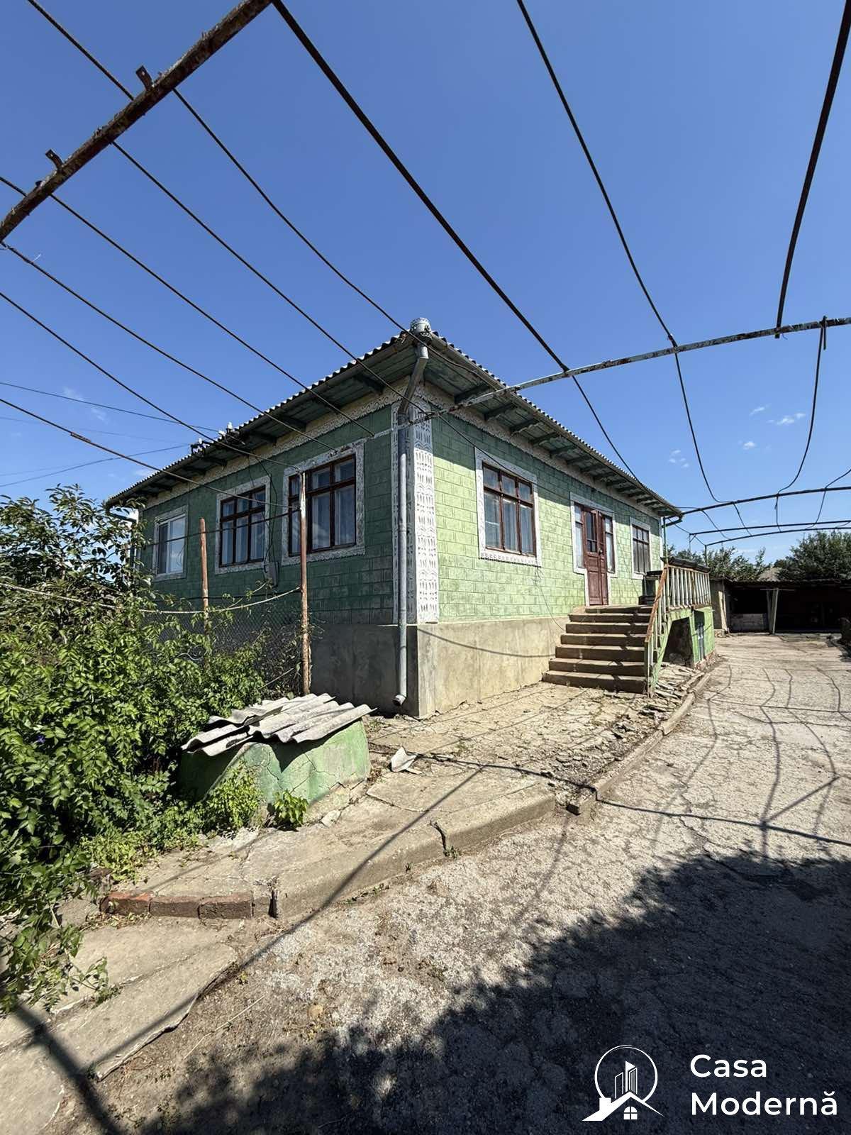 House for sale – 1.5 floors, Cucoara village