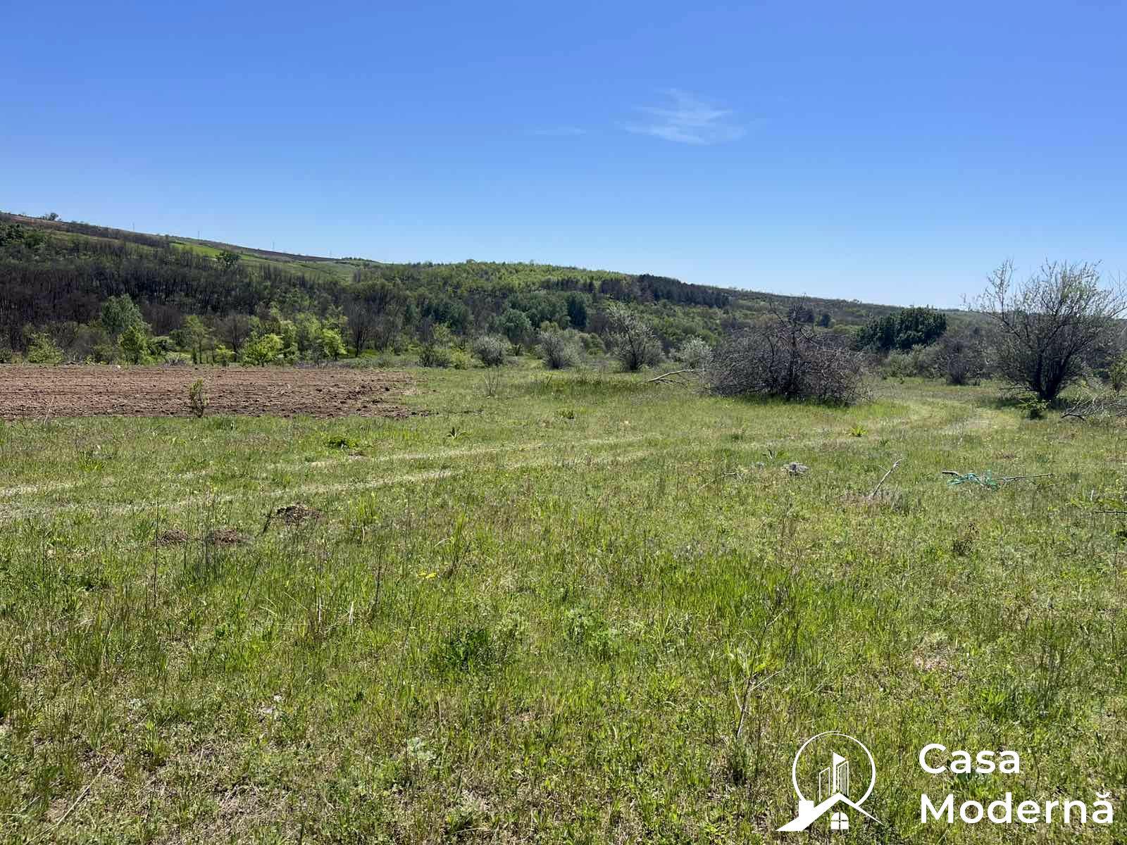 27-Are Plot for Sale – No Utilities, Ideal for Development or Investment