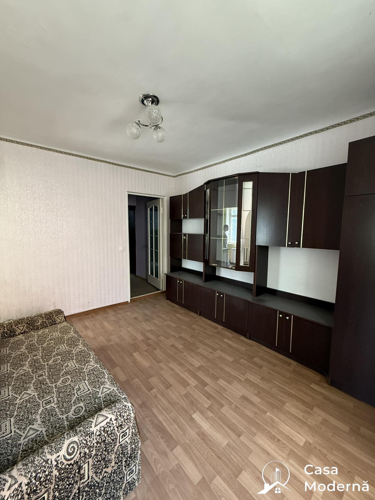 Spre vânzare Apartament cu 2 camere – Centrul orașului