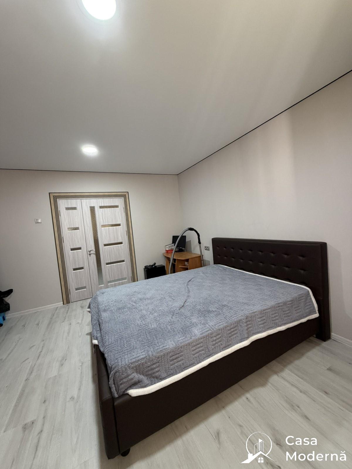 Spre vânzare Apartament cu 3 camere – regiunea Lapaevca